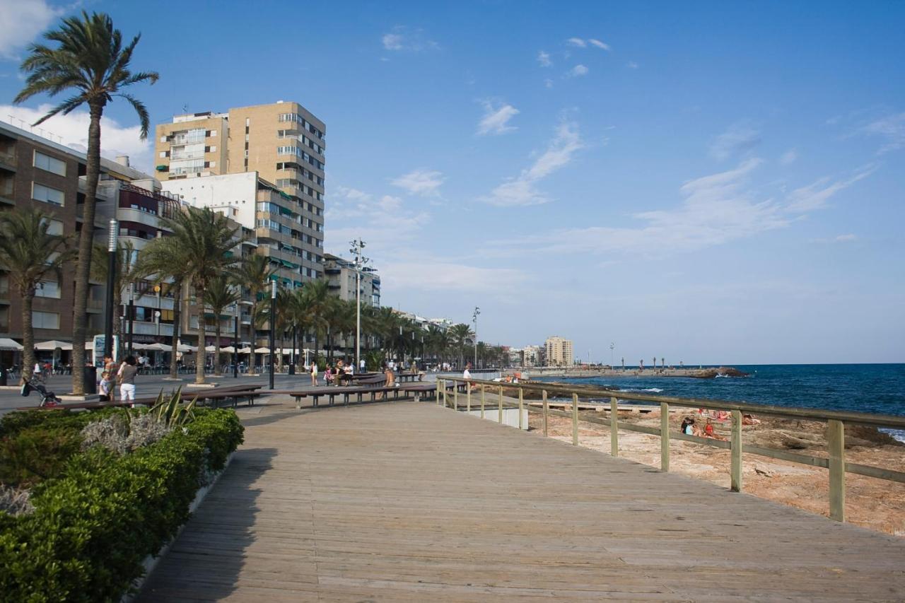 Homely Apartments Loft Torrevieja Esterno foto