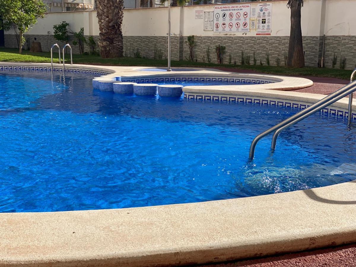 Homely Apartments Loft Torrevieja Esterno foto