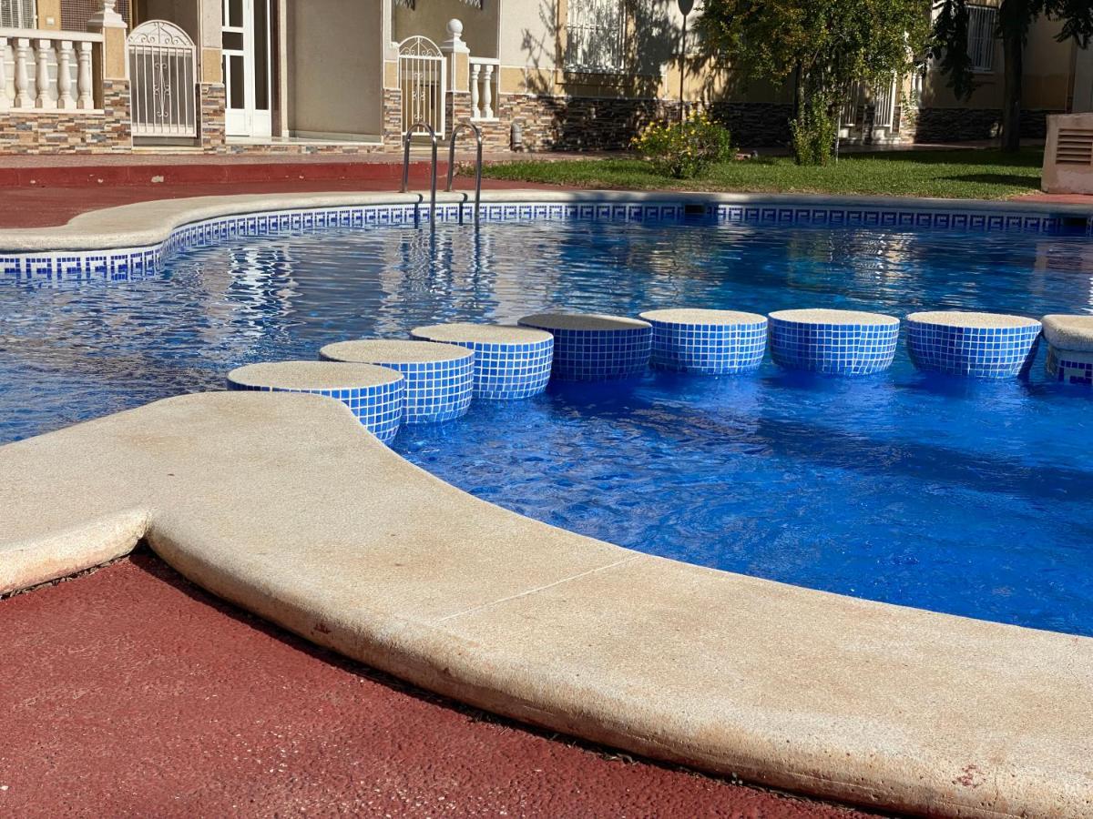 Homely Apartments Loft Torrevieja Esterno foto