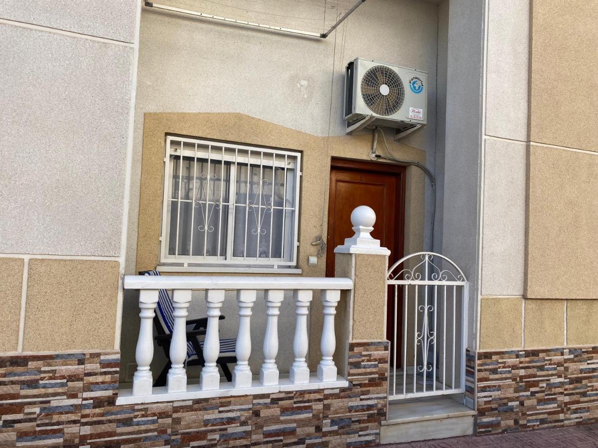 Homely Apartments Loft Torrevieja Esterno foto