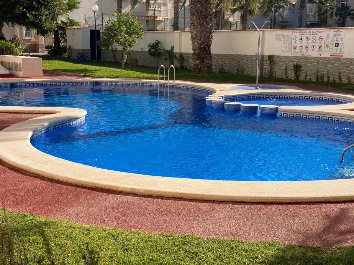 Homely Apartments Loft Torrevieja Esterno foto